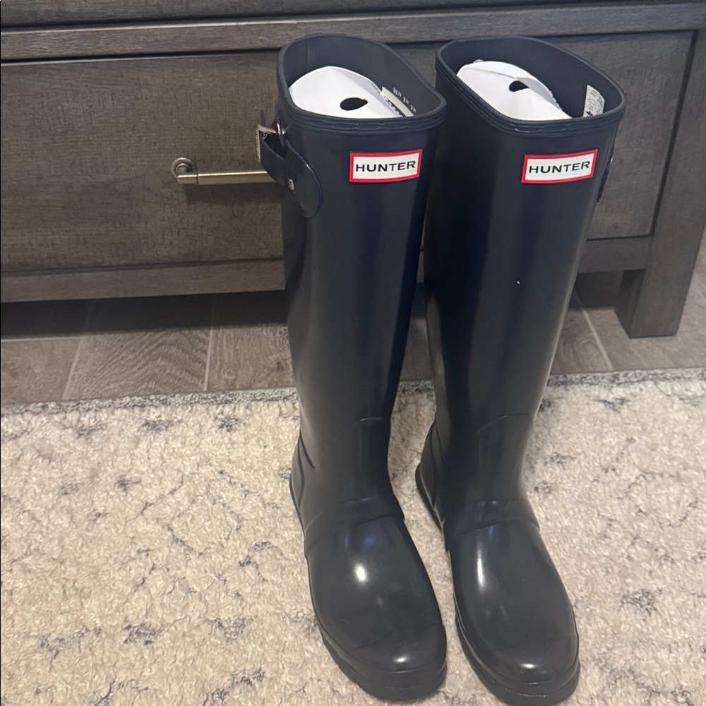 Hunter Classic Blue Rain Boots - Picture 8 of 9